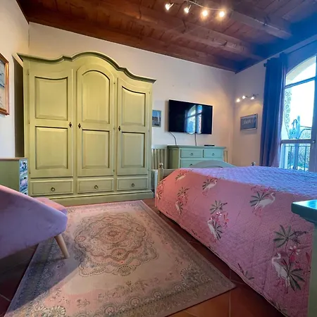 Apartment Casa Velista Manerba del Garda